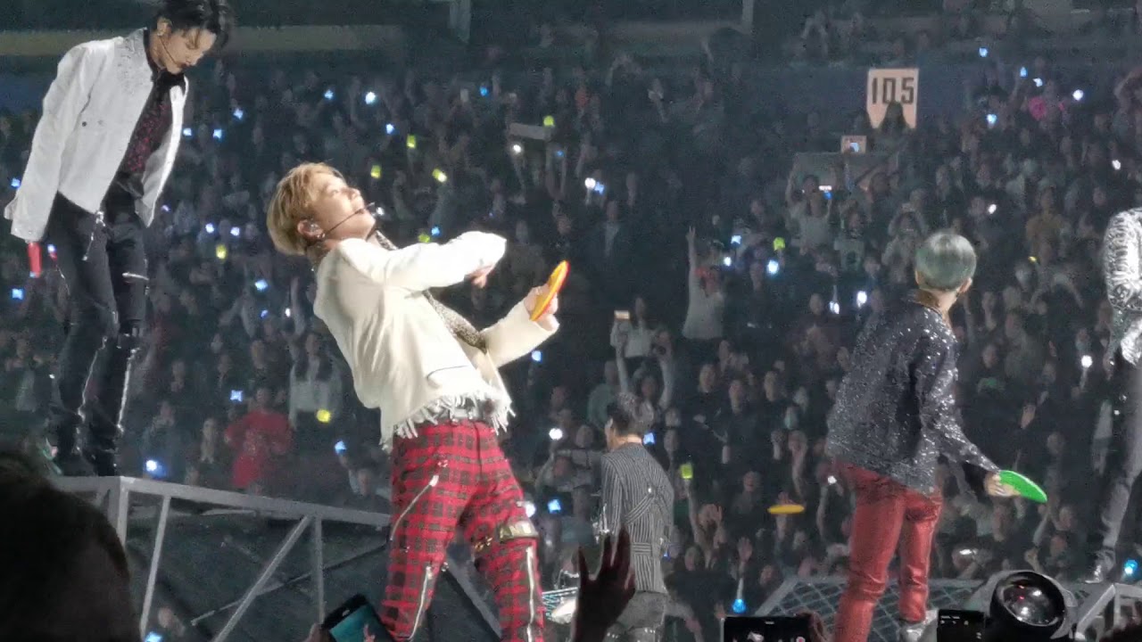 200206 SuperM (TAEMIN) - With You @ We Are The Future: Vancouver