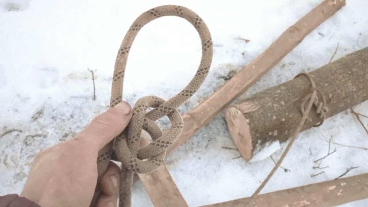 Передвижение тяжёлых бревен вручную. Козловой рычаг.