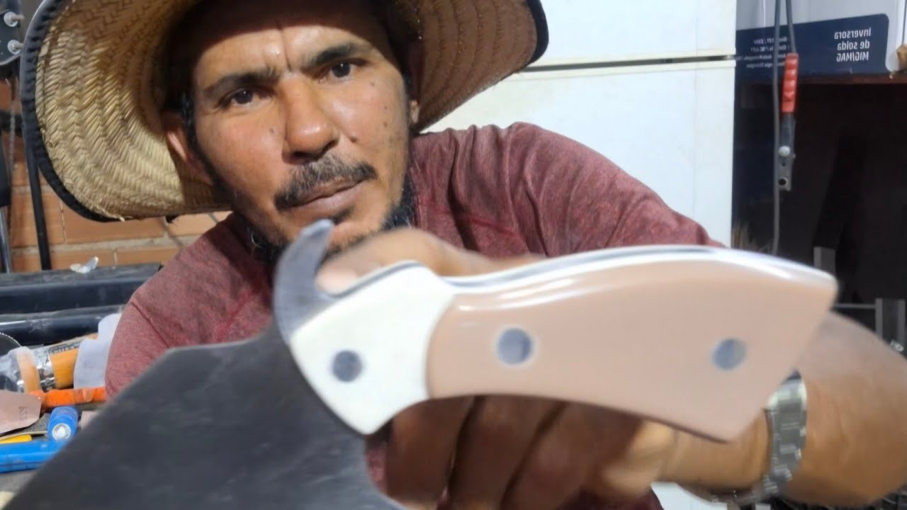 Cabo de faca modelo cabo de revólver feito de cano PVC.!!