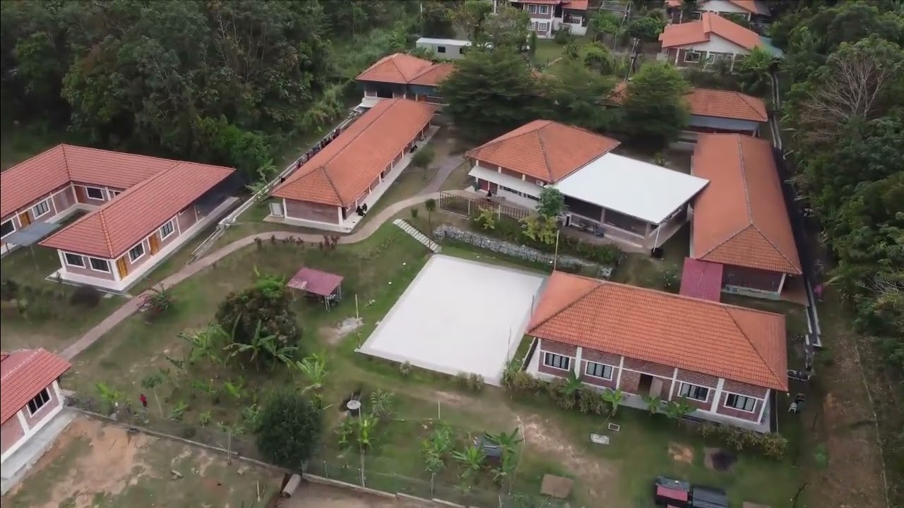 Madrasah AlHikmah Lilbanaat Sepang