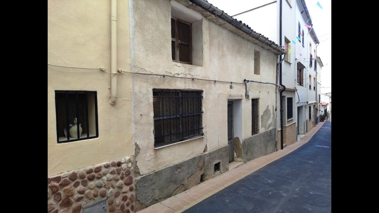 VILLAGE HOUSE TO RENOVATE WITH CELLAR AND VIEWS FOR SALE IN AGRES