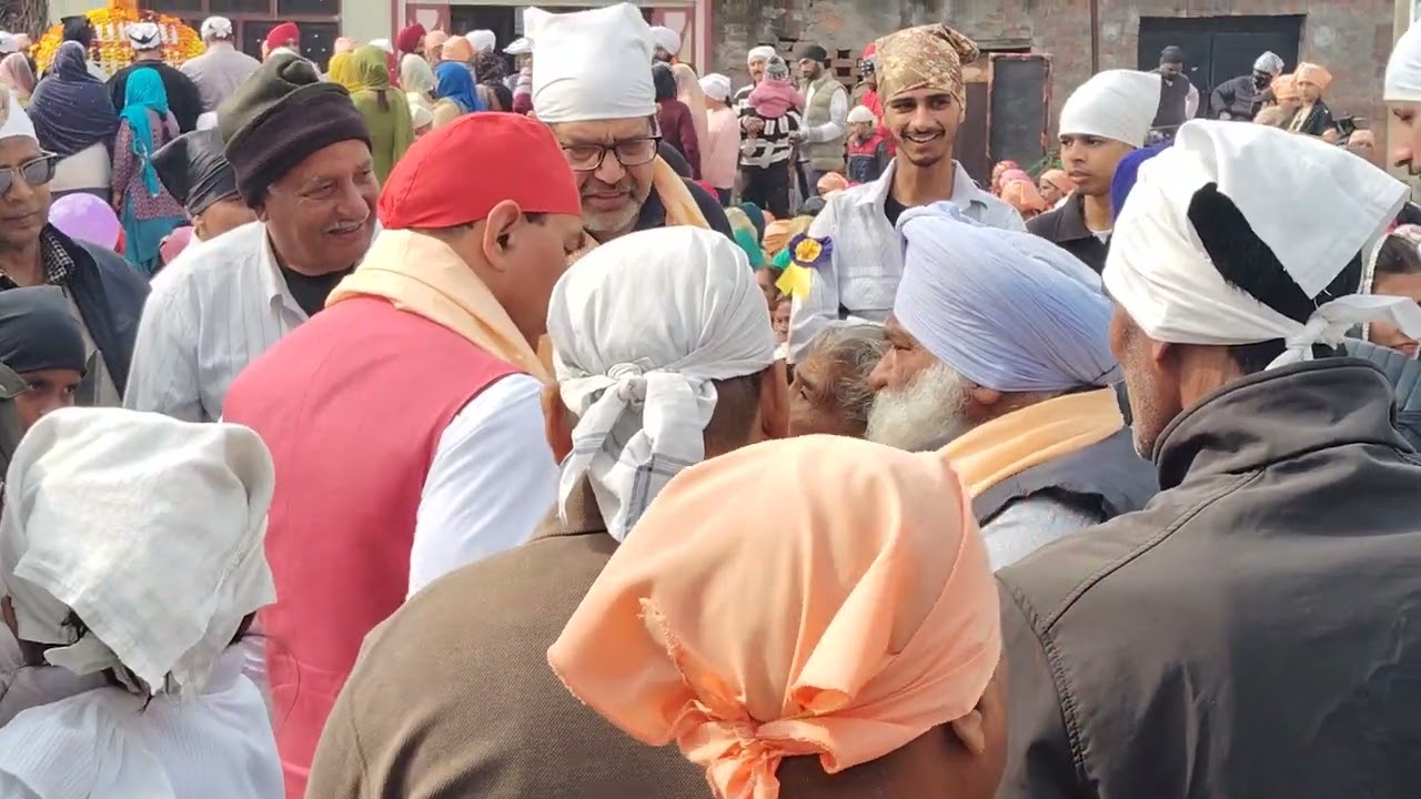    ਸ੍ਰੀ ਗੁਰੂ ਰਵਿਦਾਸ ਜੀ ਮਹਾਰਾਜ ਨਗਰ ਕੀਰਤਨ ਪੰਡੋਰੀ ਬੀਬੀ Ravidass Mandir, Pandori Bibi, Punjab