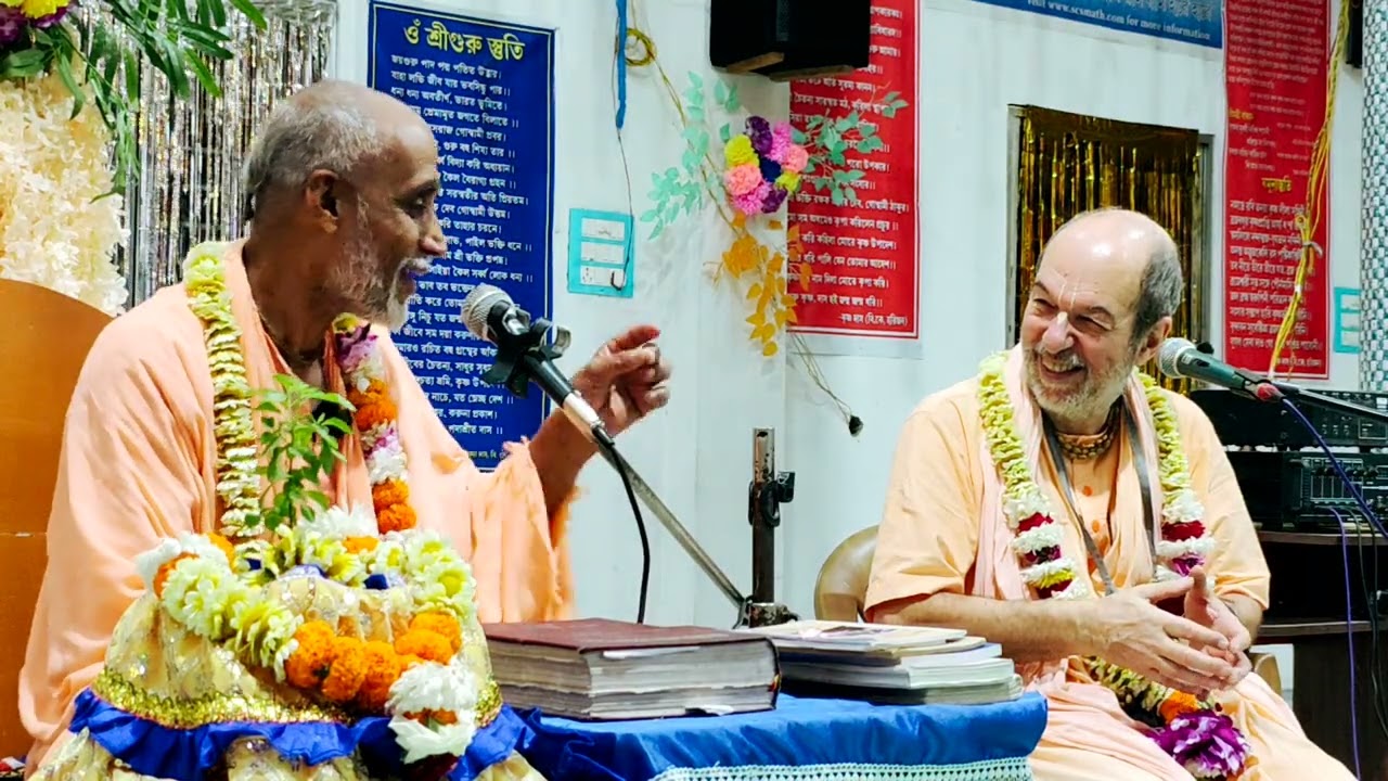 Gaura Govinda katha together with Srila BV Shuddhadvaiti Maharaj