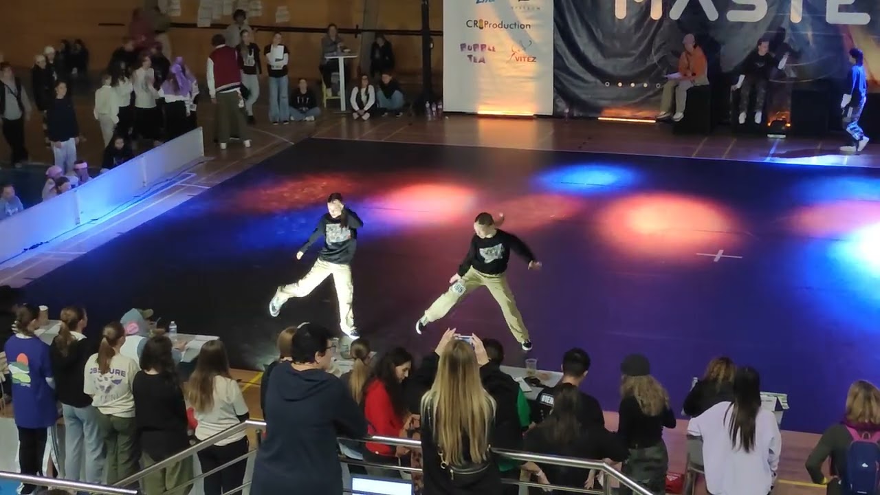 Sandra Elle a Mia (Beat Up Ostrava) - 4. místo MČR HIP HOP duo juniors M - 27.11. 2022 Brno