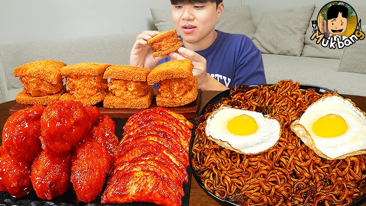 ASMR MUKBANG | Жареный цыпленок, жаренное яйцо, лапша с черной фасолью, кимчи Корейская еда