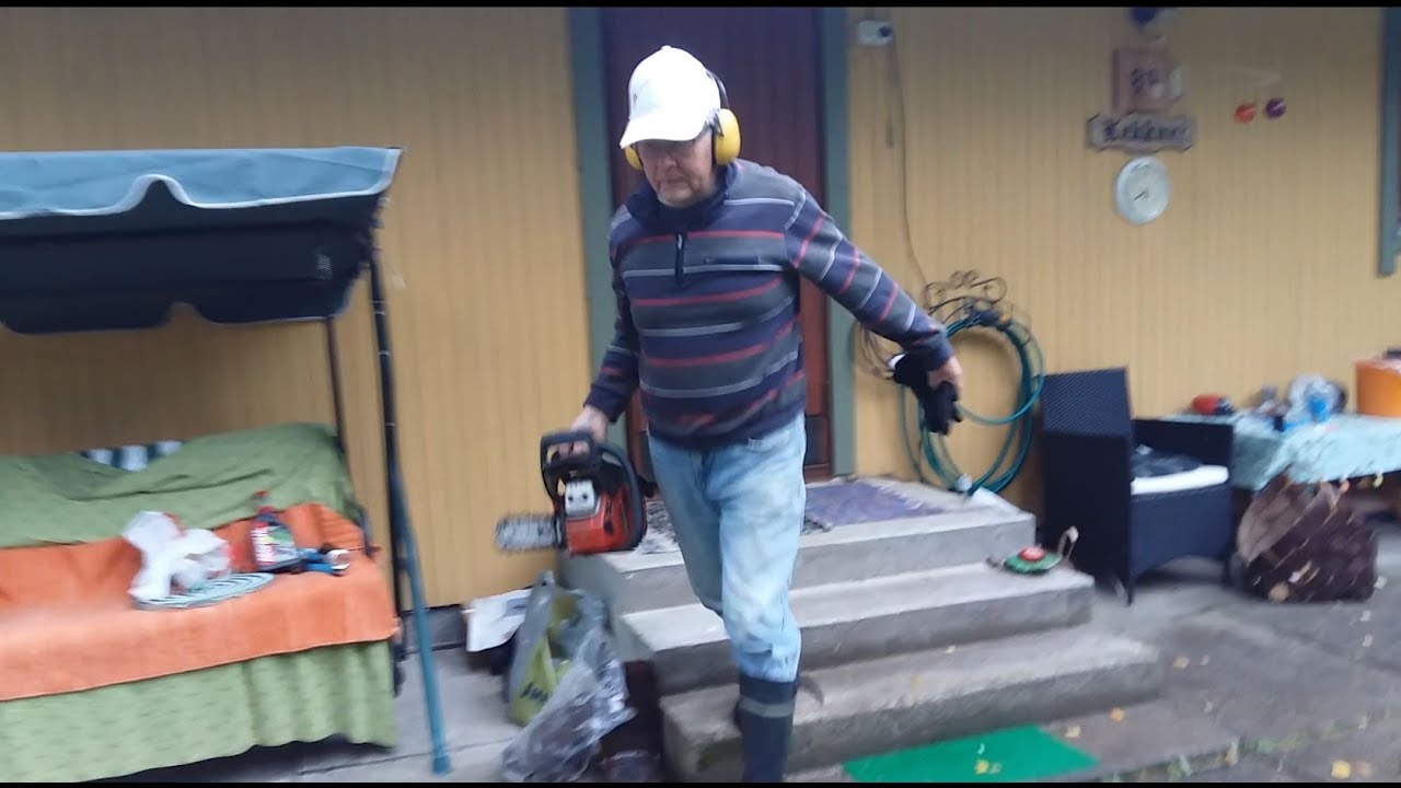 Pappa rageaa ja riehuu moottorisahan kanssa!!!