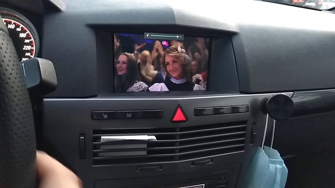 Nexus 7 2013 in Opel Astra H