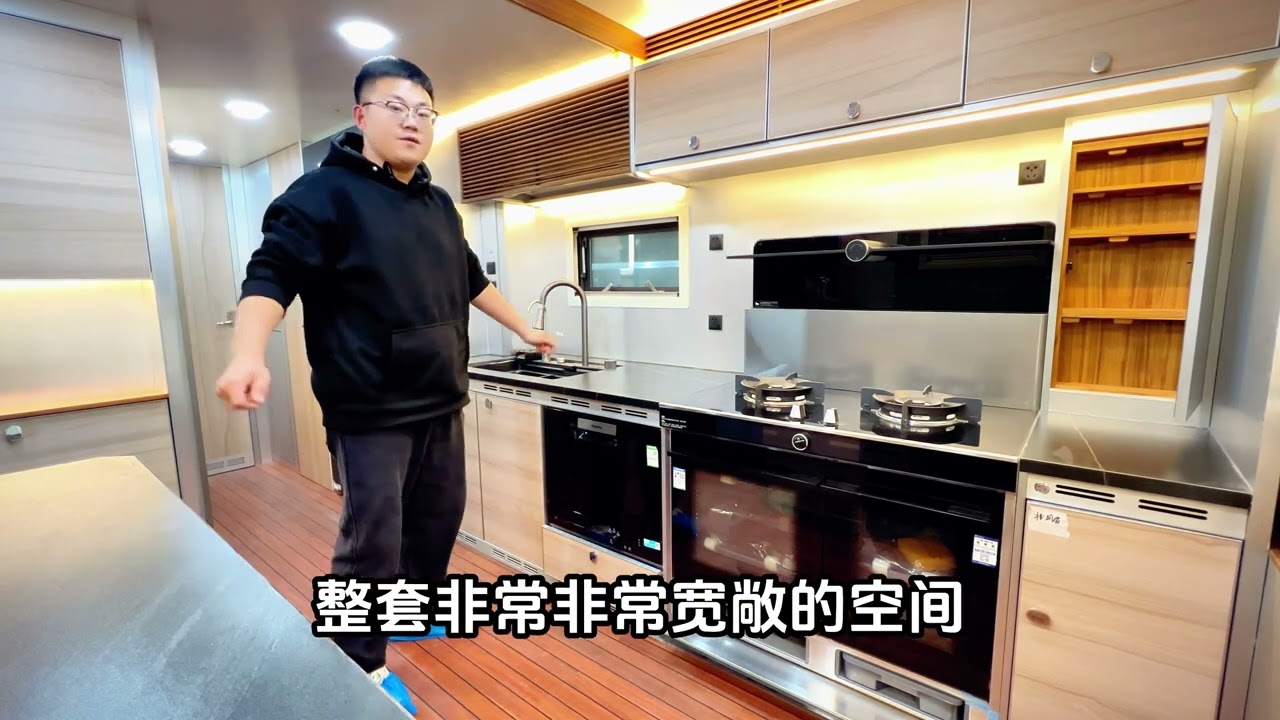 【8x8陆地湾流】中正房车全新打造368w全时八驱重卡房车！368W!