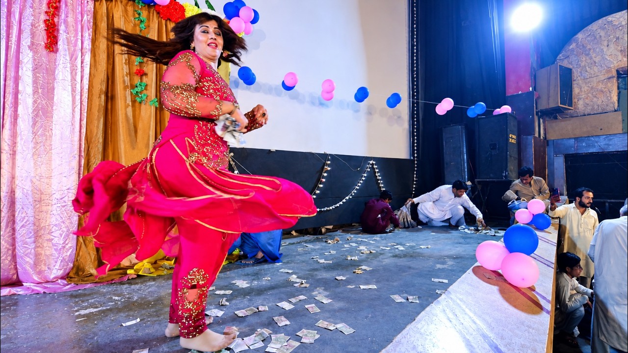 Neelam Gul Lal Gaagra Best New Stage Dance