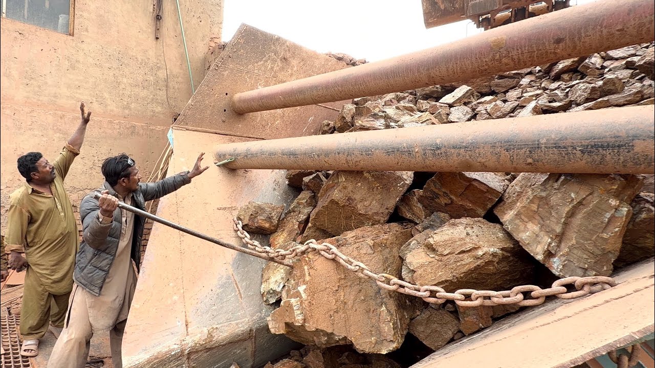 Extreme Hopper Jam! Workers Remove Giant Rocks & Smash with Hammer | Rock Crushing 126