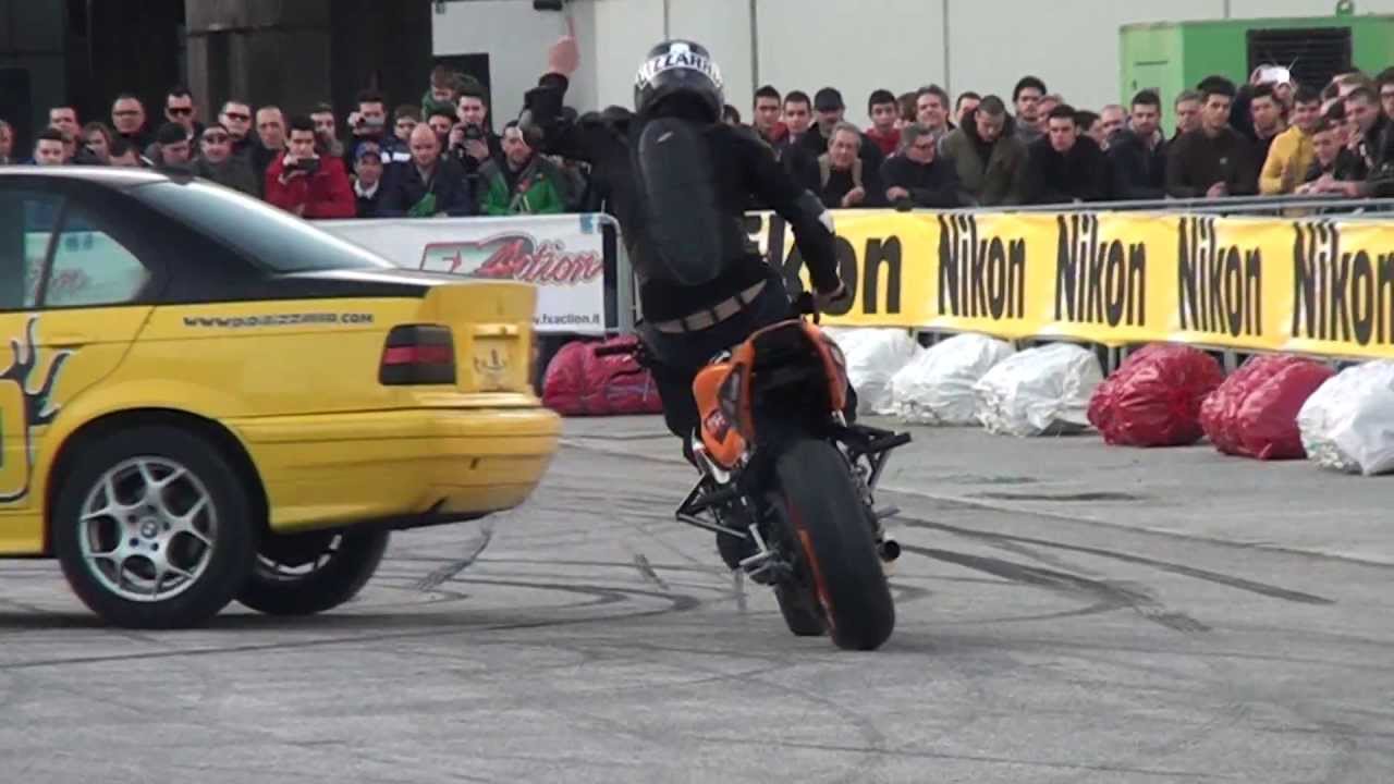 Bizzarro Stunt Show - Moto & Auto Senza Pilota - Spettacolo a Roma
