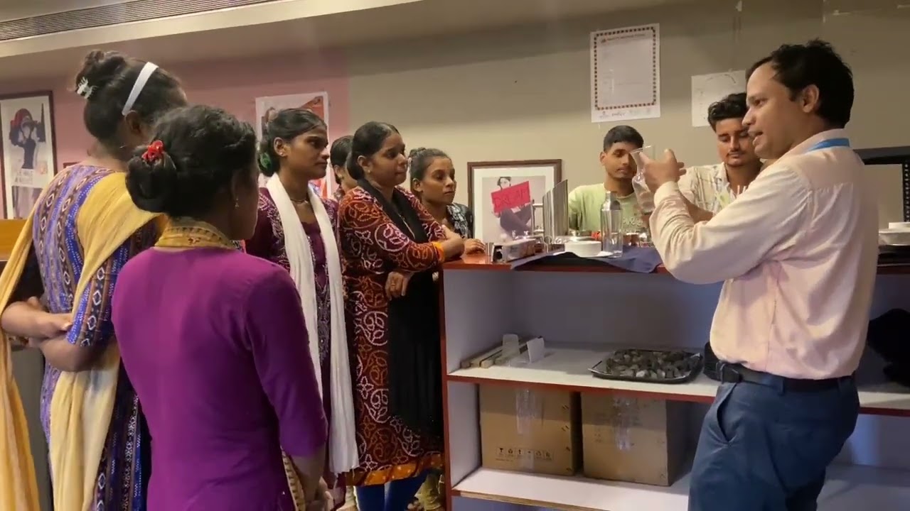 Demonstration of F&B Equipments 