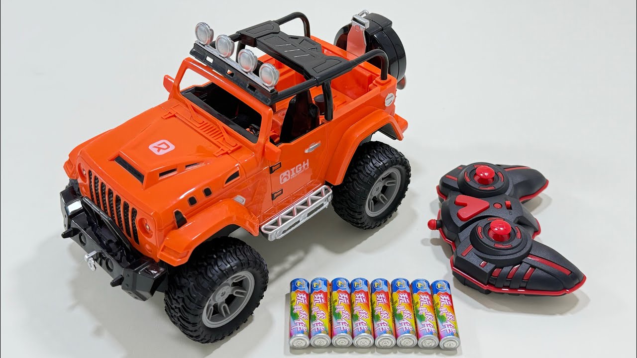 Unboxing sweeper, Mr. Bill, off-road vehicle, shooting excavator