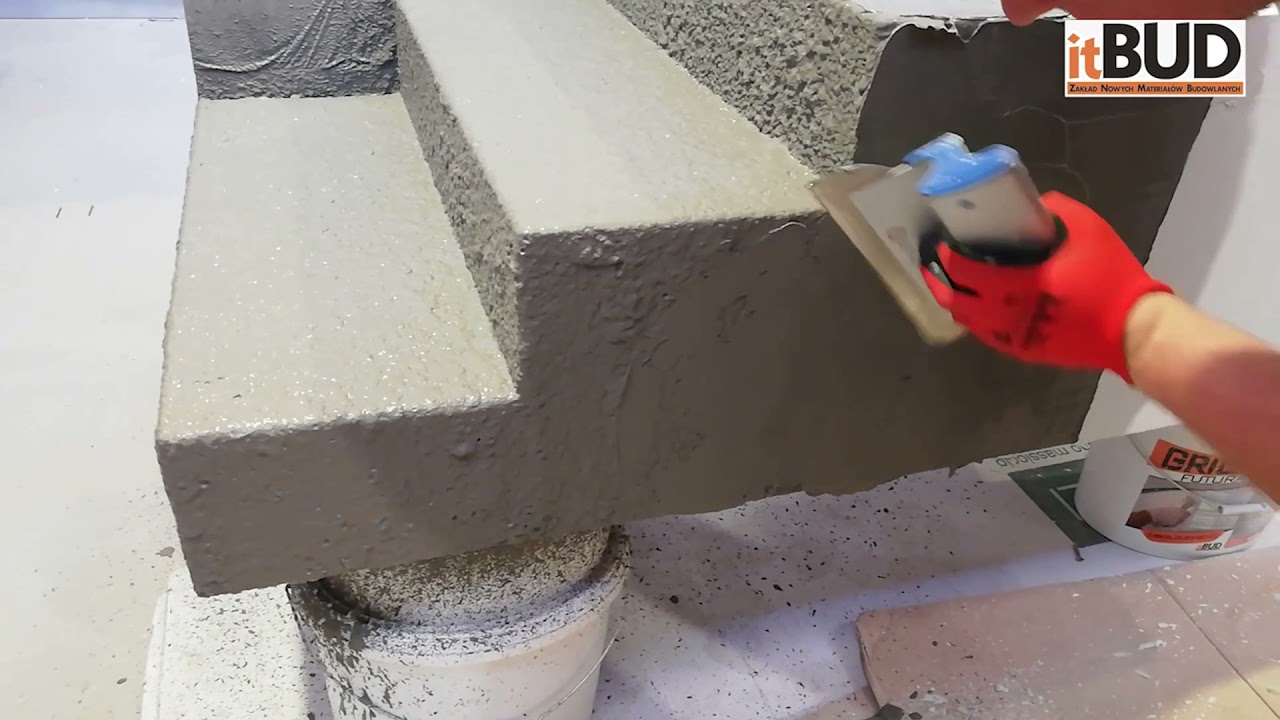 Mikrocement schody   aplikacja natryskowa  System Grigio Futura P itBUD