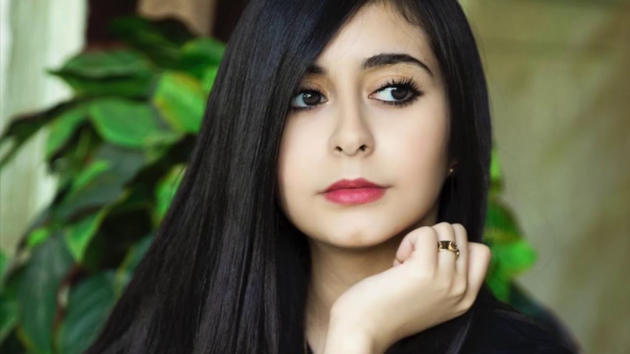 ‏طبت الملعب كذا تصميم روعة وله السحيم ❤️✨✨