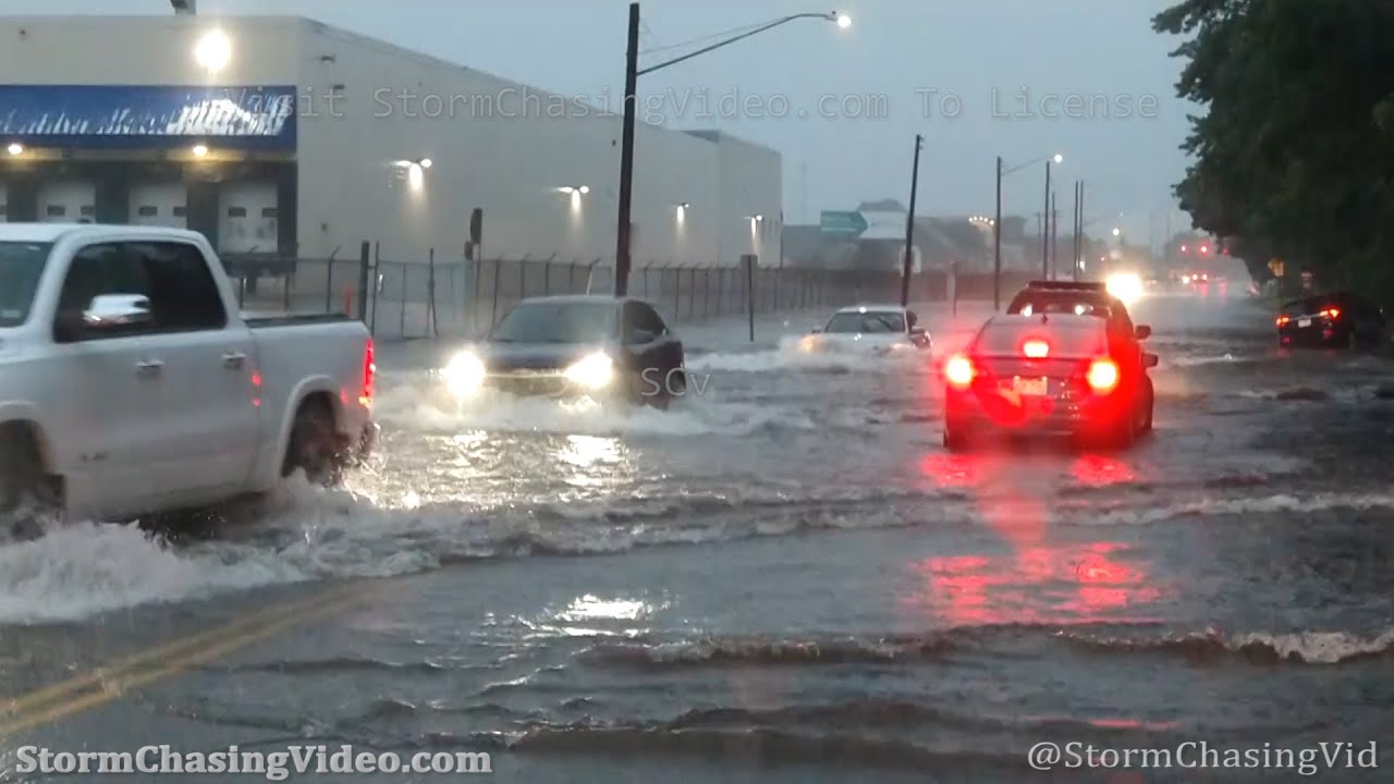 Flash Flooding Stalls Drivers In Saint Cloud, MN - 8/14/2020