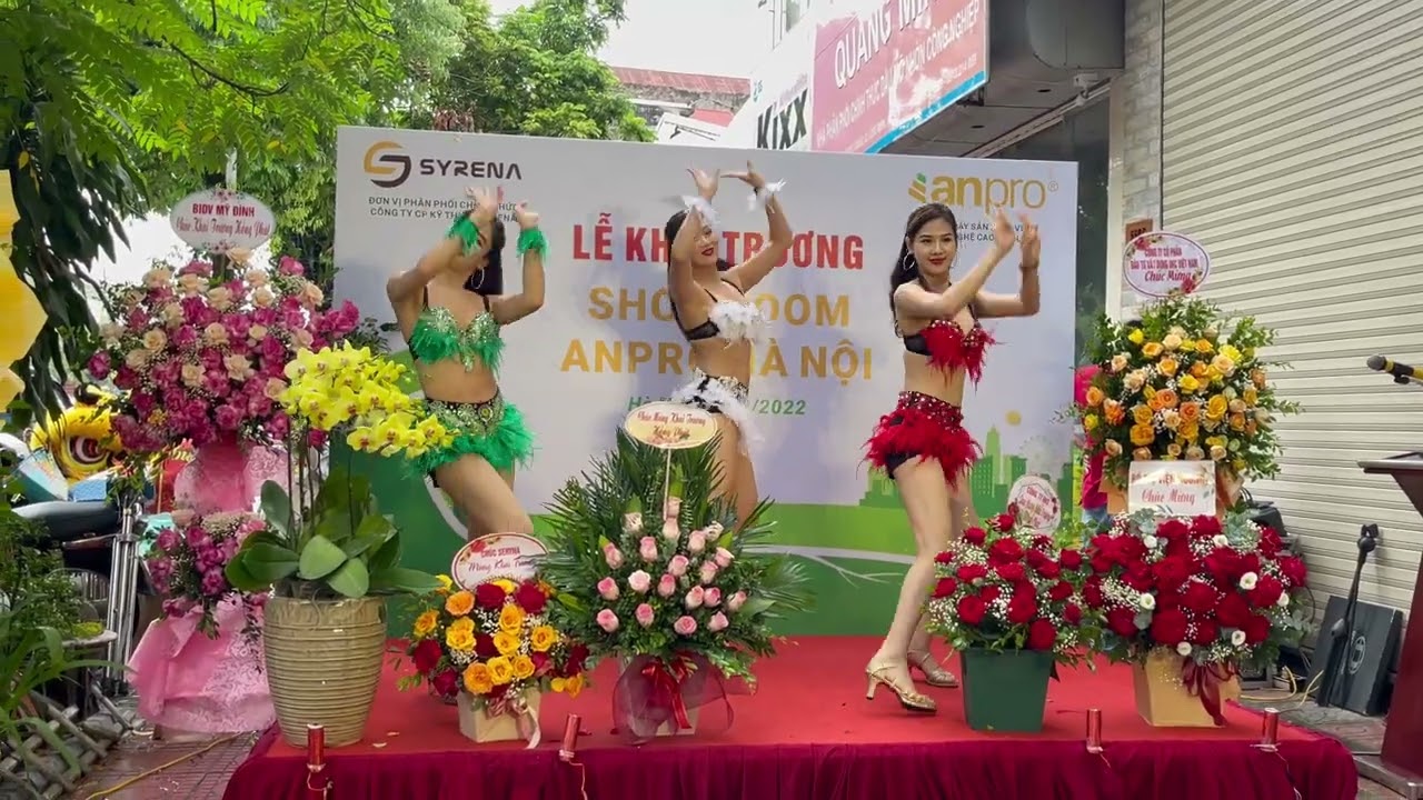Nhảy hiện đại Lễ khai trương 