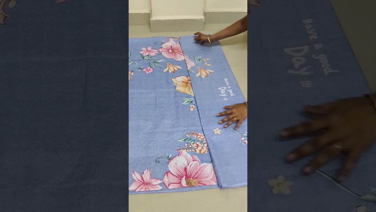 How to fold a bedsheet perfectly l Tips to fold bed sheets #short #bedsheets #folding #tips #tricks