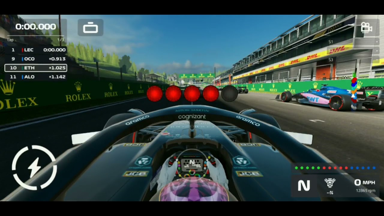 Can we do a top 10 finish on F1 mobile? Fast and crazy overtakes! (Career & Quali)