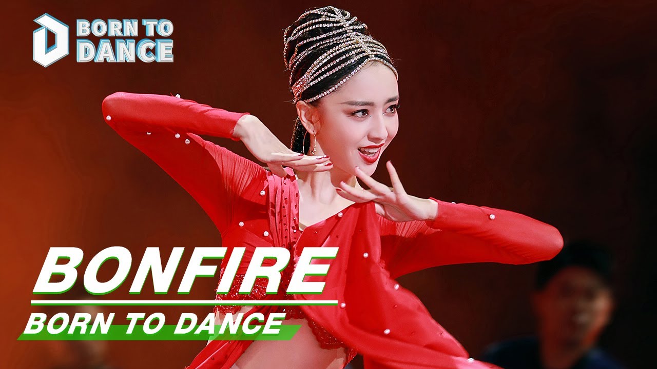 Stage: LIYA TONG - 
