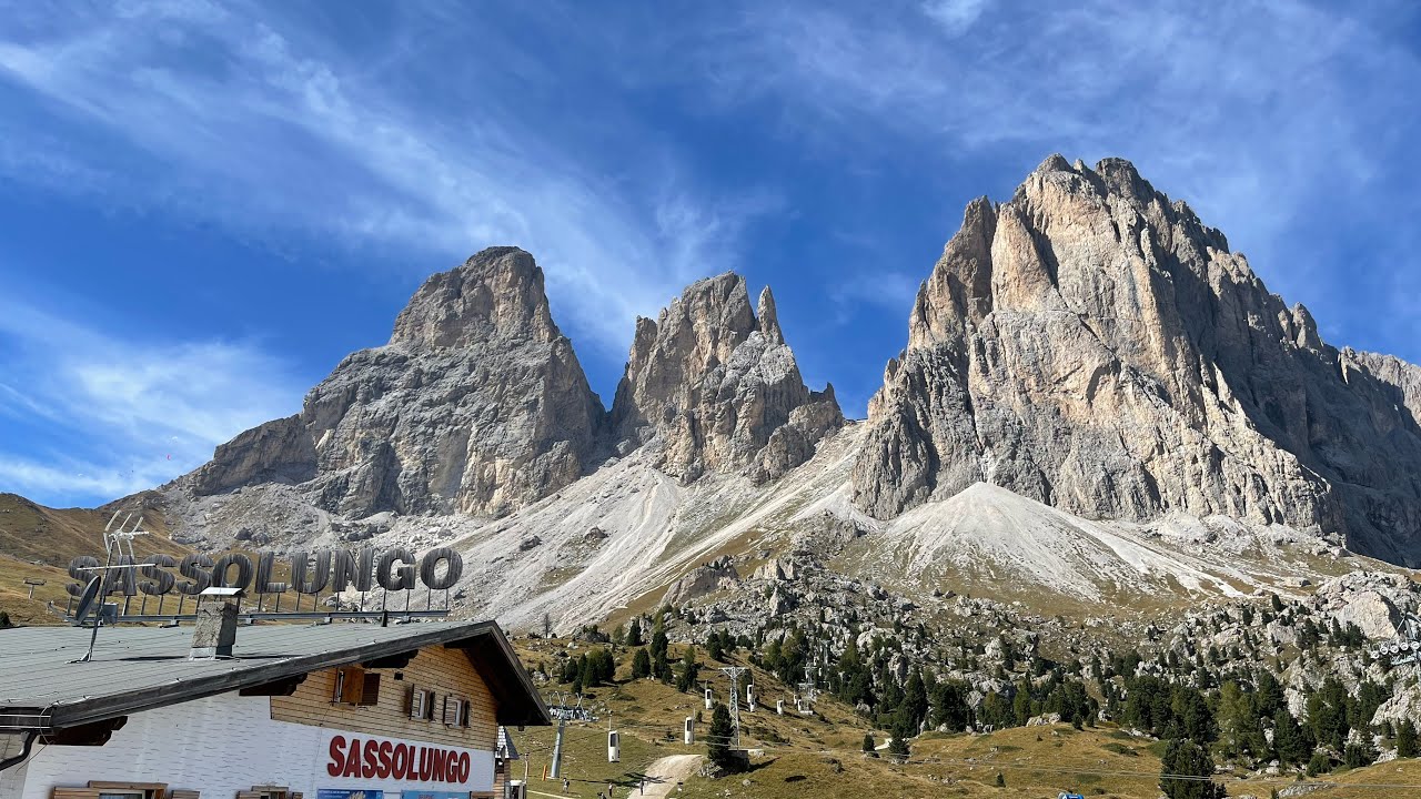 Dolomites:  Forcella del Sassolungo Telecabin