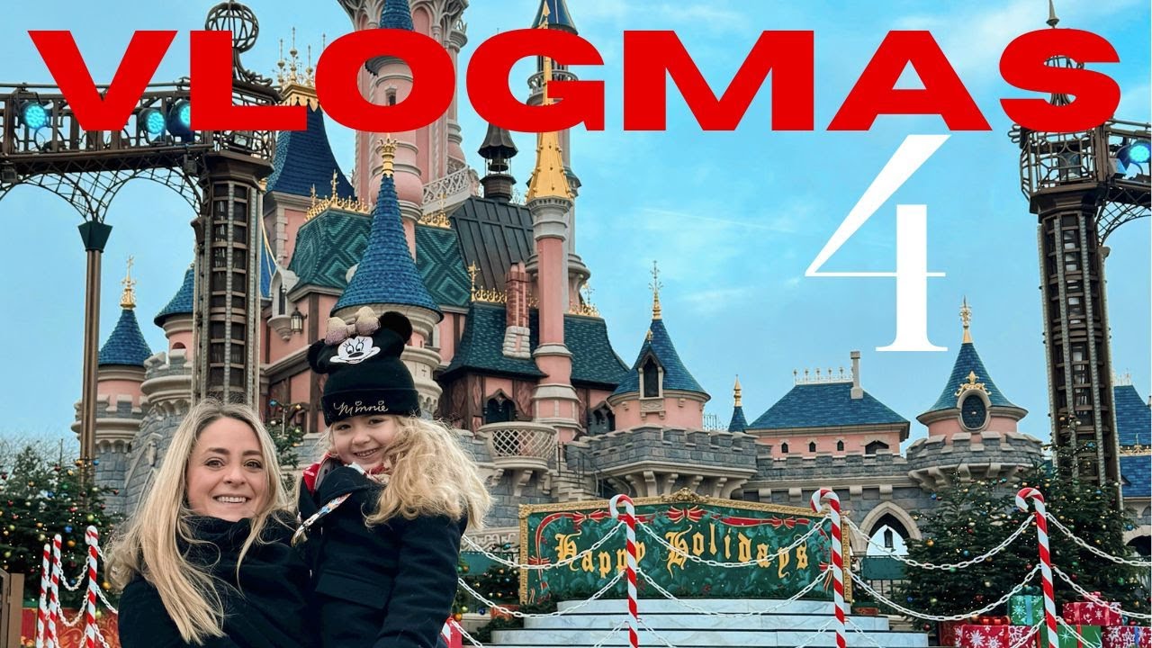 VLOGMAS Pt.4: DISNEYLAND at Christmas!