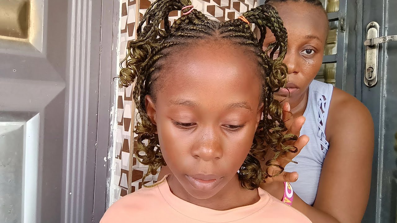 Green Colour Xpression Extension Hairstyle For Girls