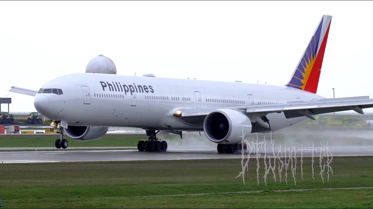 Philippine Airlines 777-3F6(ER) Landing At Vancouver International Airport