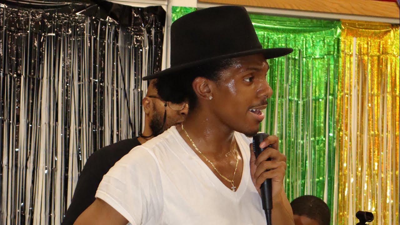 Billie Jean - Michael Jackson Tribute Artist The Chosyn One