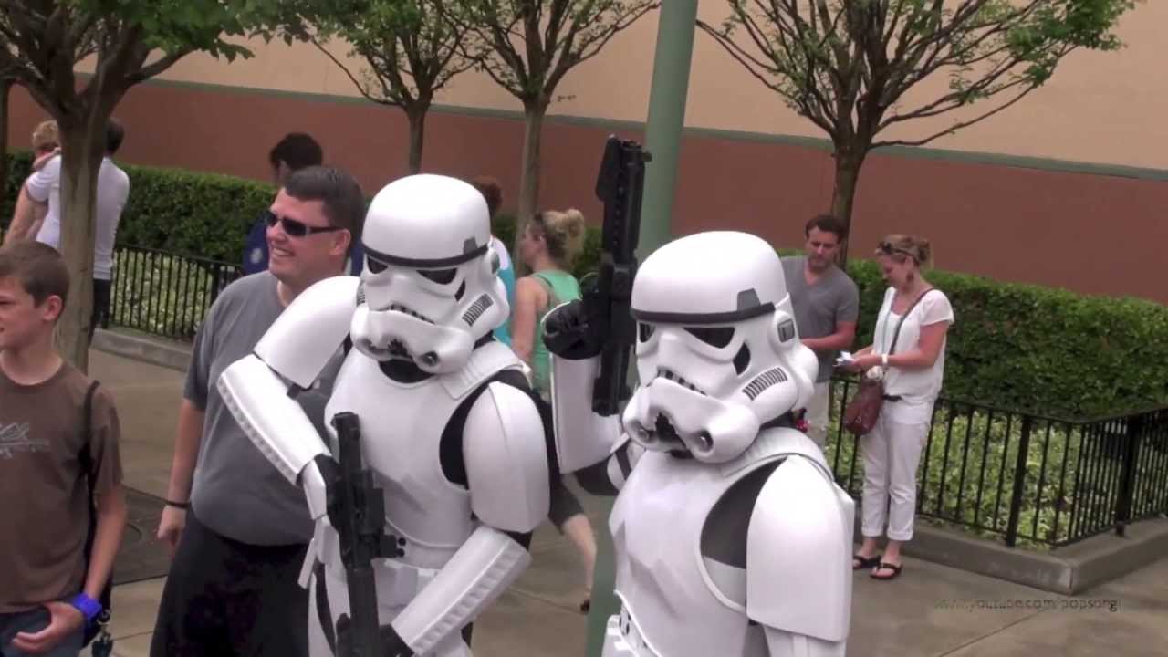 Star Wars Characters Greeting Guests at Disney's Hollywood Studios May The 4th Limited Time Magic