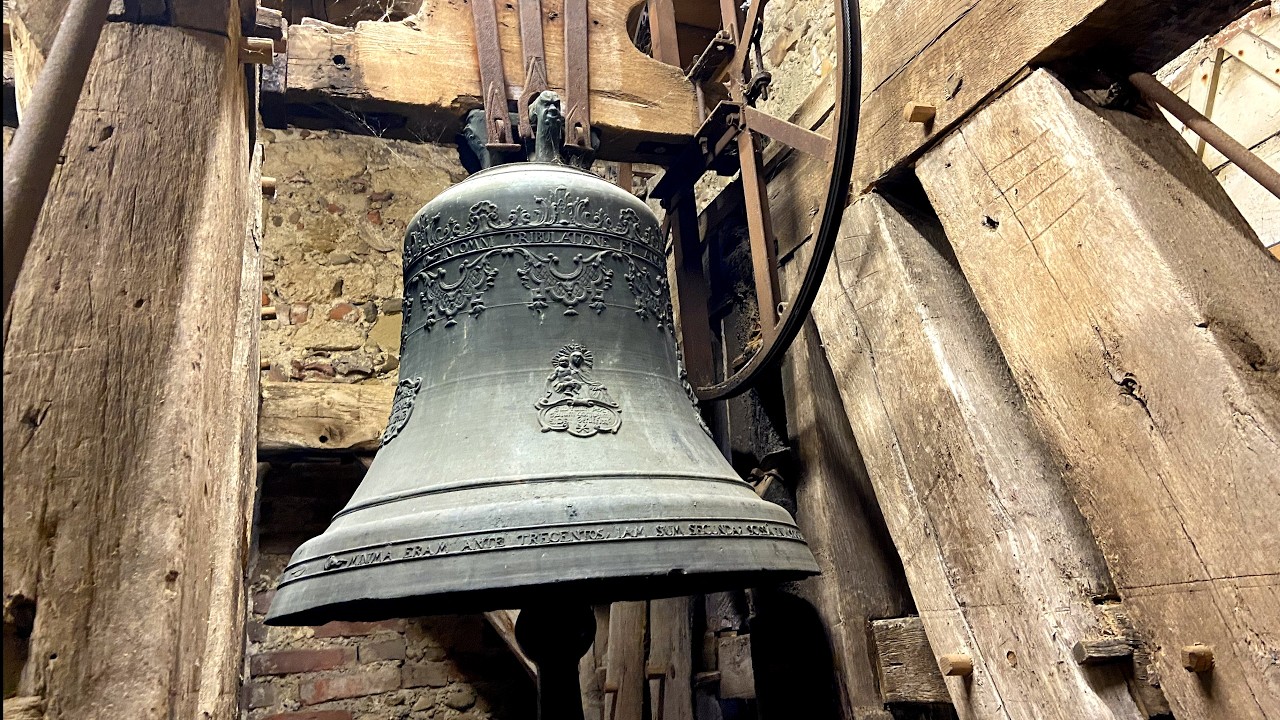 Hausen am Andelsbach (D - BW) Die Glocken der Pfarrkirche St. Odilia
