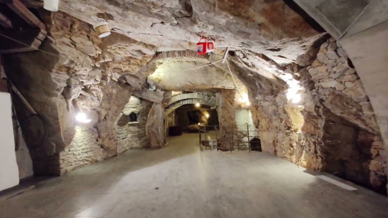 Jausenstation Dursterhof Merano #Restaurant #viral #Natursteine #südtirol  #Meran #Italia