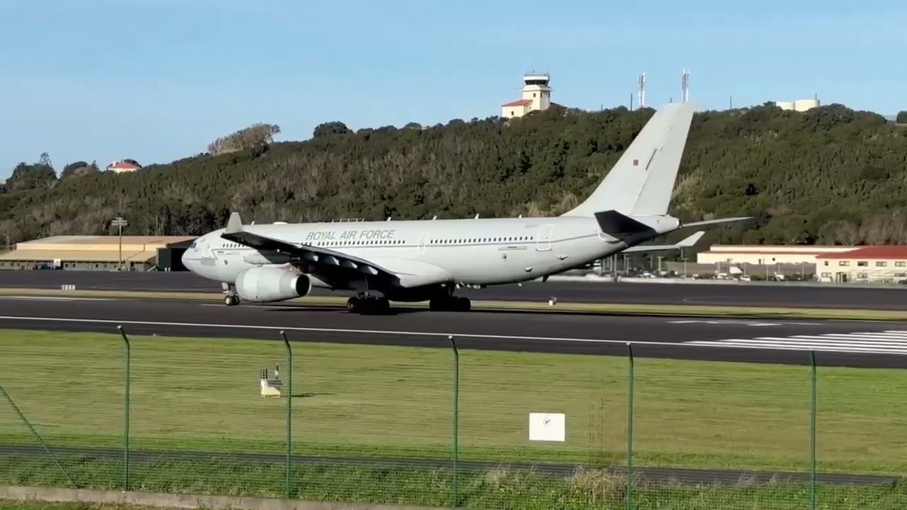 🇬🇧RAF Eurofighter Typhoons departed from Lajes for the 🇺🇸United States.