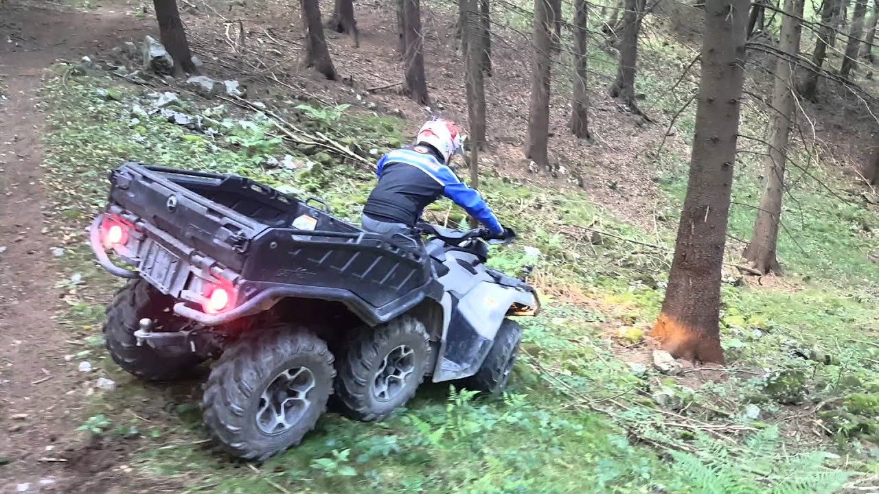 CAN AM OUTLANDER 6x6