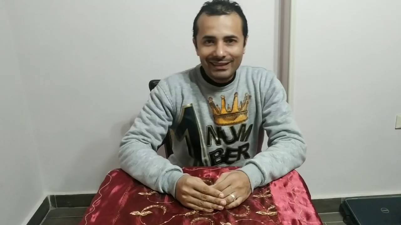 شرح و حل مسائل علي قوانين الاسس - الصف الاول الثانوي تجاري - رياضة عامة