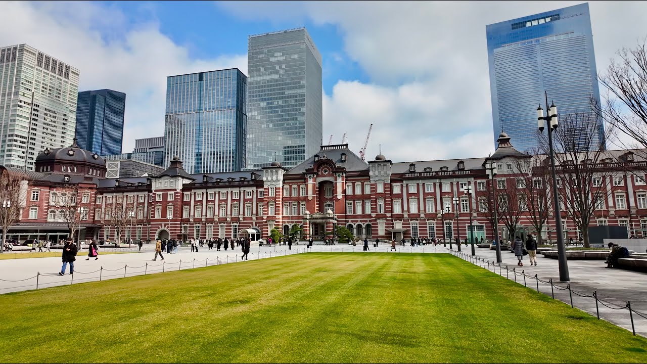 Tokyo Station Walk | Bright Winter Day & City Atmosphere