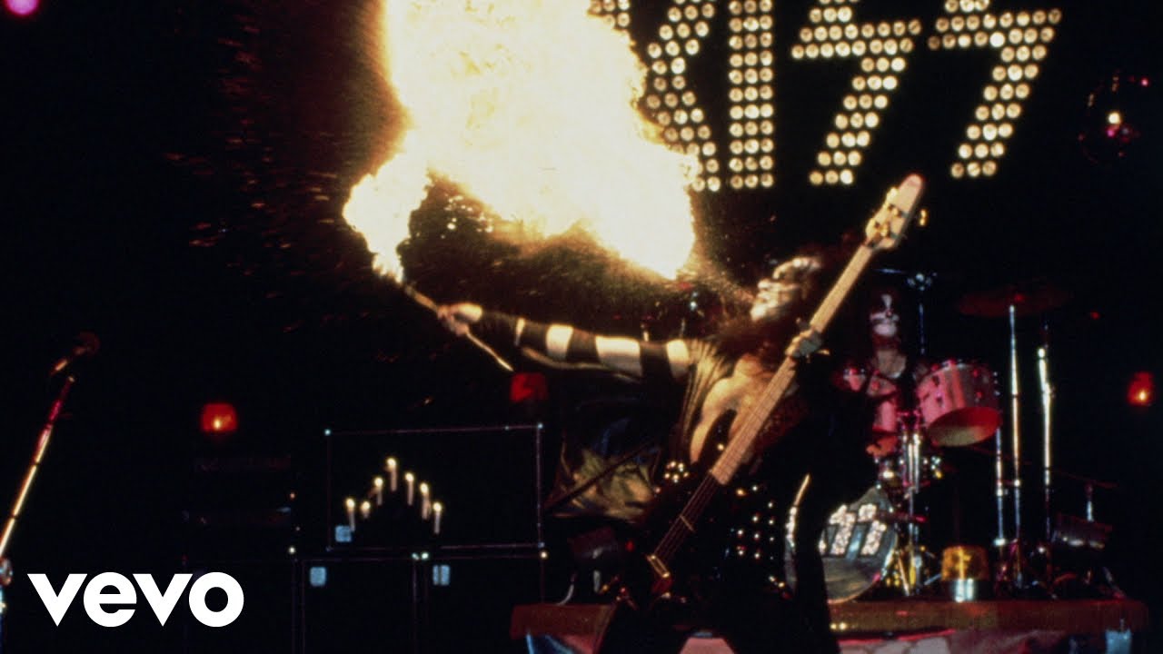 Kiss - Cold Gin (Live/1975 / Visualizer)
