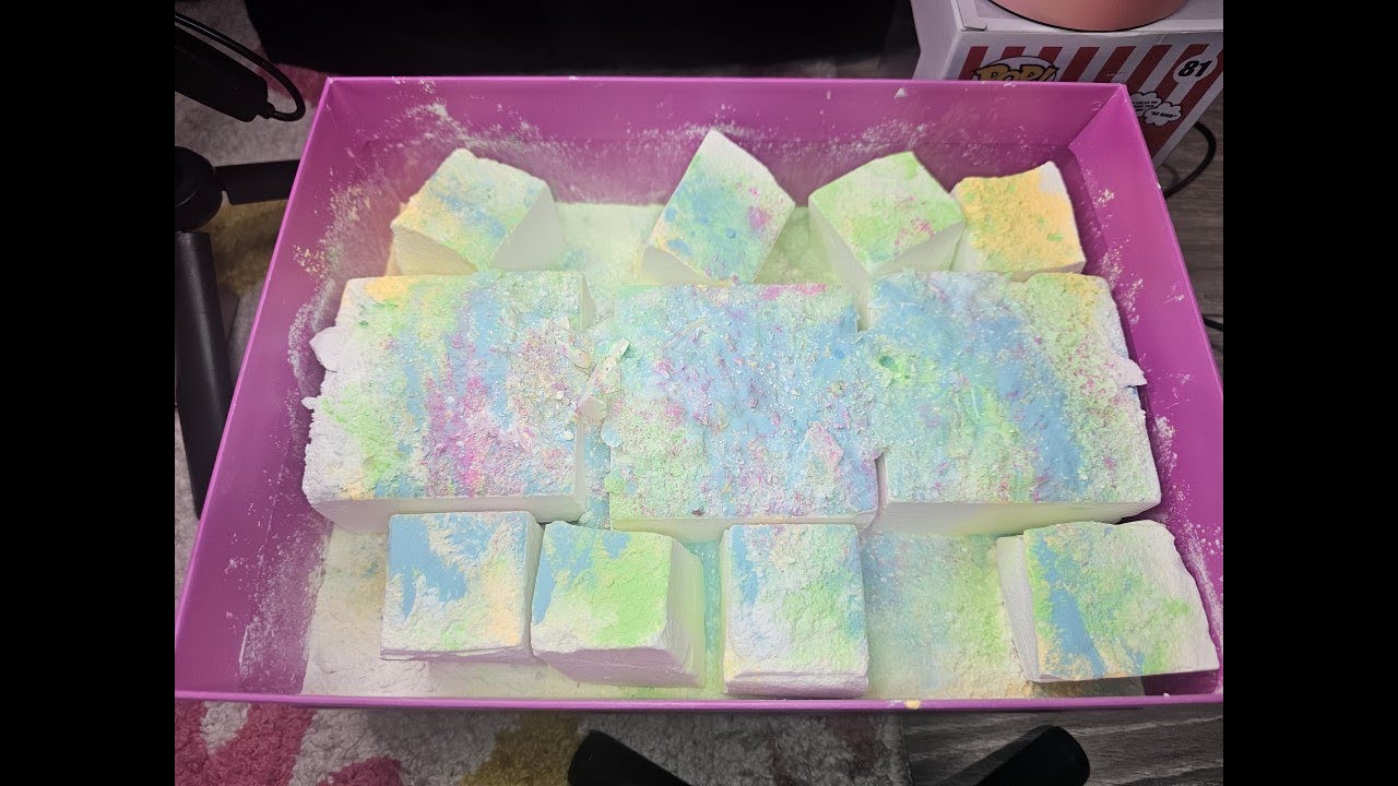 Fresh gym chalk/Mini cubes/ Pigment bombs 💣/ Powder play #gymchalk #crunchycrumbles #satisfying ♥ ♥
