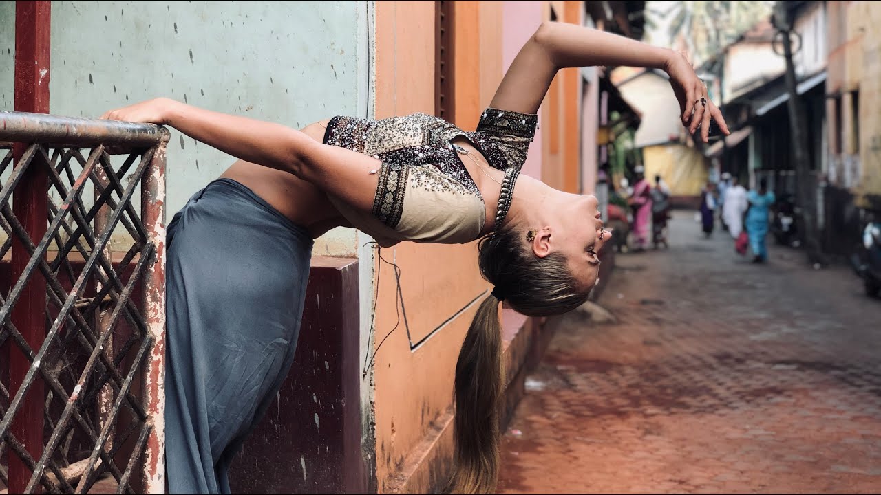 Lena Gukina. Tribal dance improvisation in Gokarna