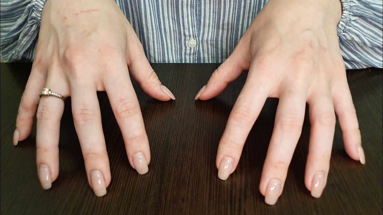 ASMR tingly table tapping and scratching