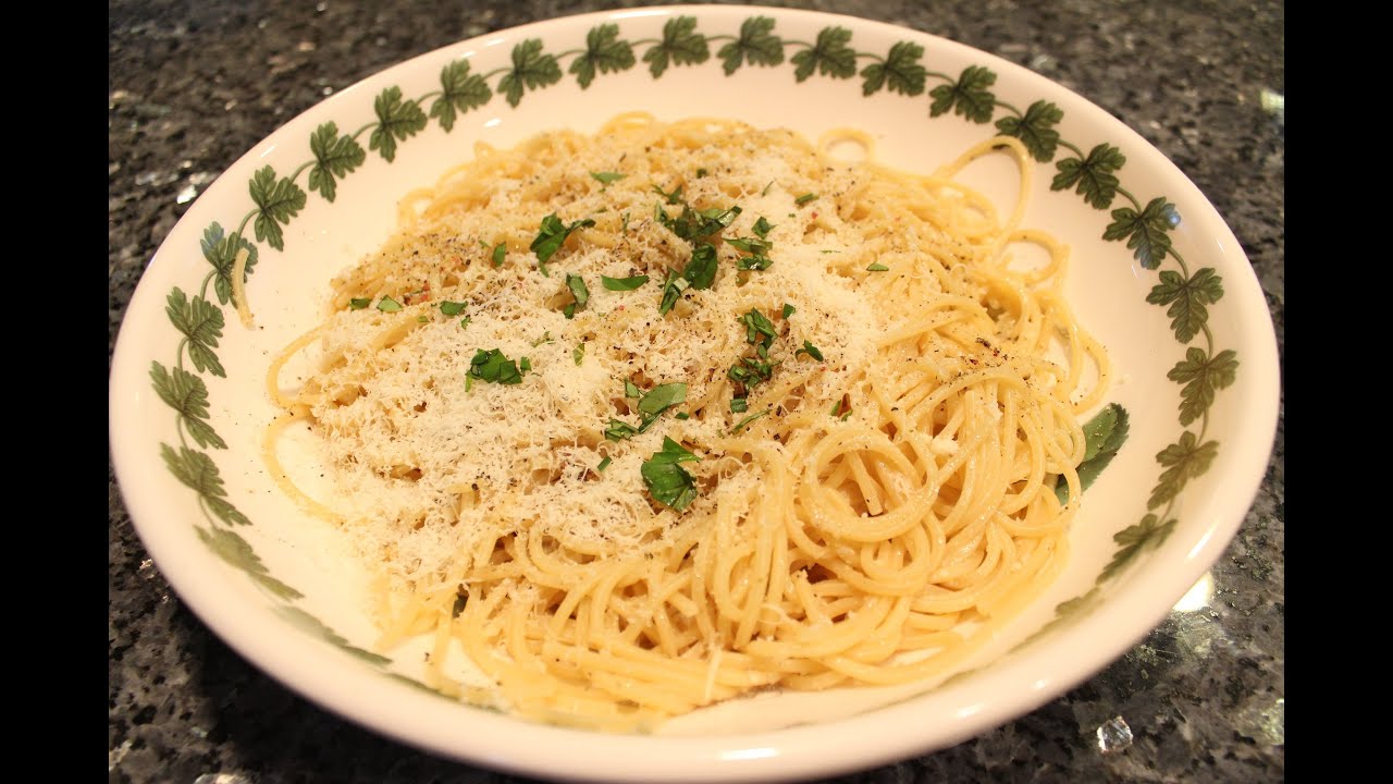 Easy Italian Recipe: Cacio e Pepe  - OrsaraRecipes