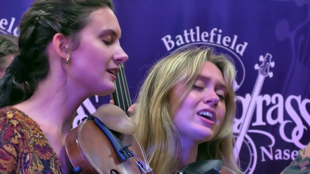 Burnett Sisters. Cry Cry Darlin'/Sugar Moon