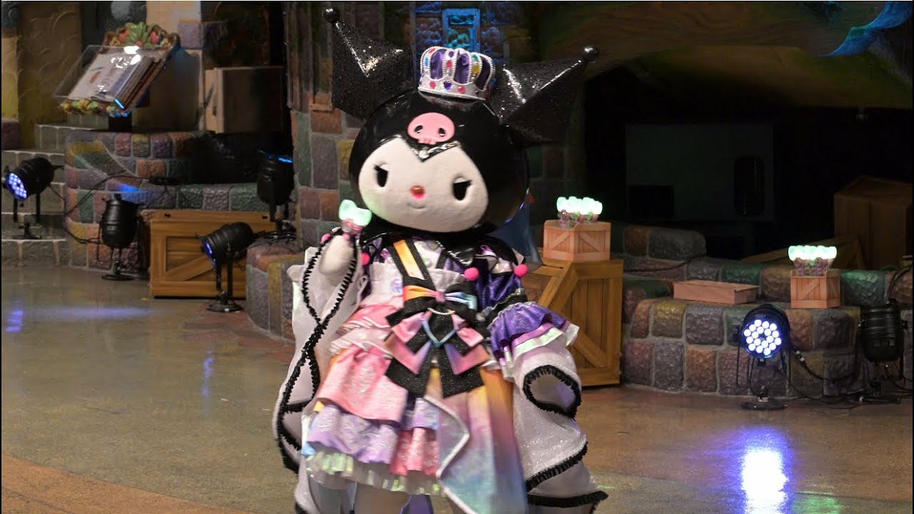 クロミ　レインボーカラーのコスチューム