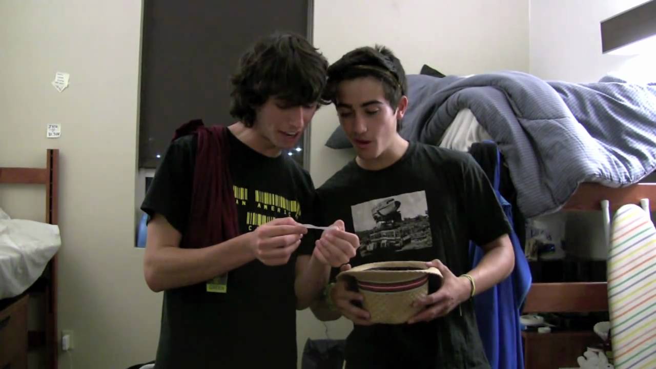 Freshman Year at ASU - Day 44 - Back Together and 100 Subscriber Giveaway!