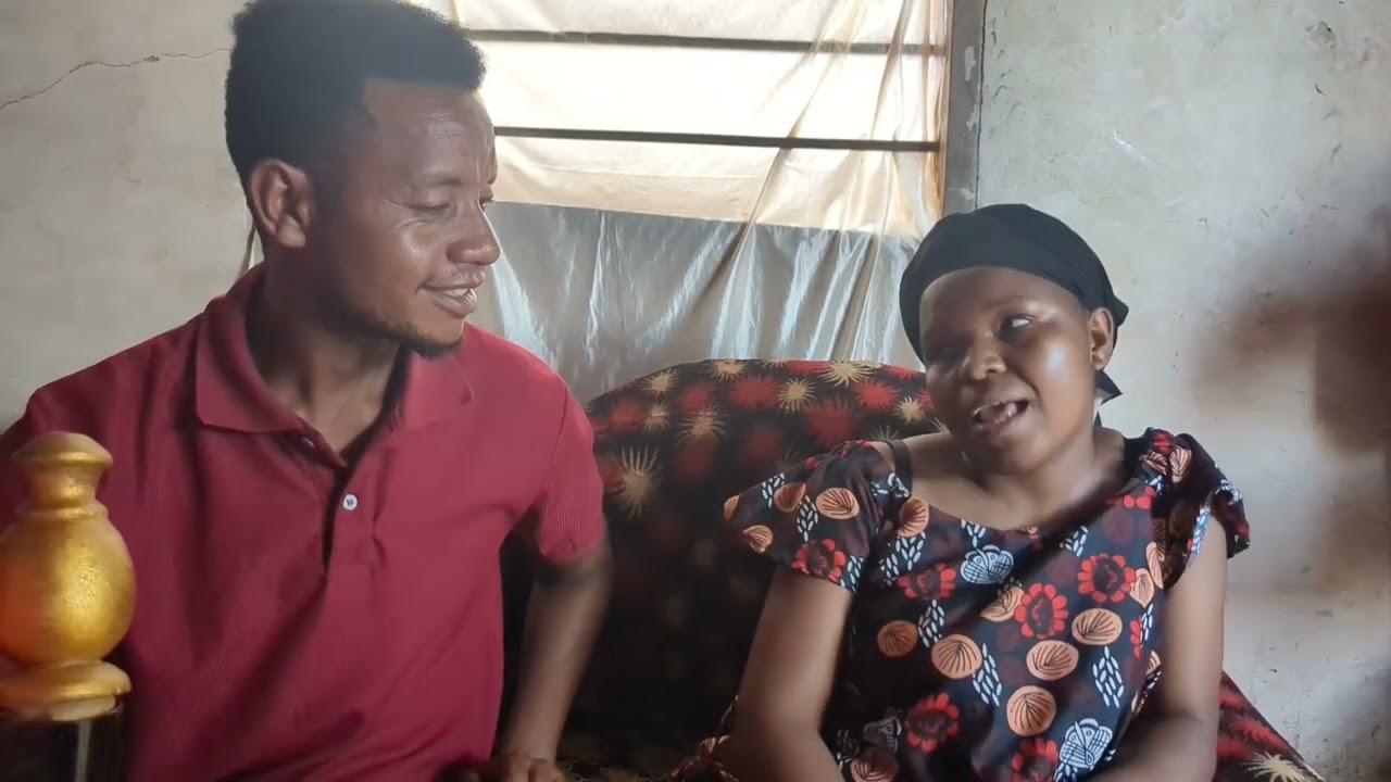 DIMBWI LA MAPENZI NA MTOTO WA KICHAWI