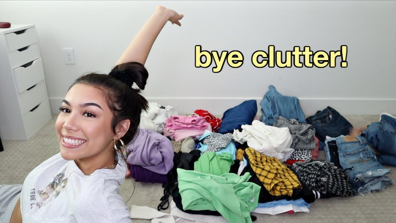 CLEANING OUT MY ENTIRE CLOSET FOR 2020 *satisfying*