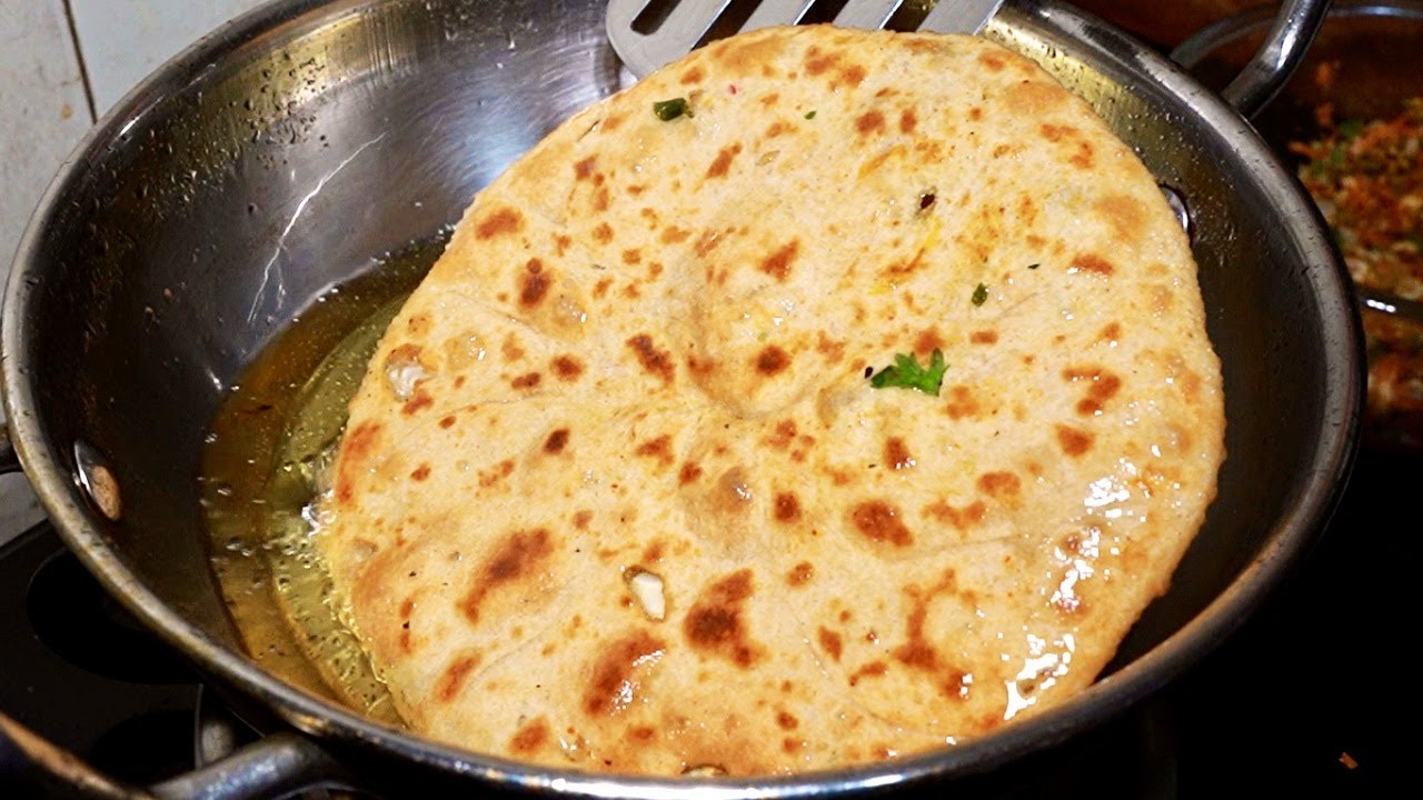 दिल्ली चाँदनी चौक के परांठे वाली गली का पनीर पराठा बार बार खाओगे  |  Paneer Paratha Breakfast ZPL