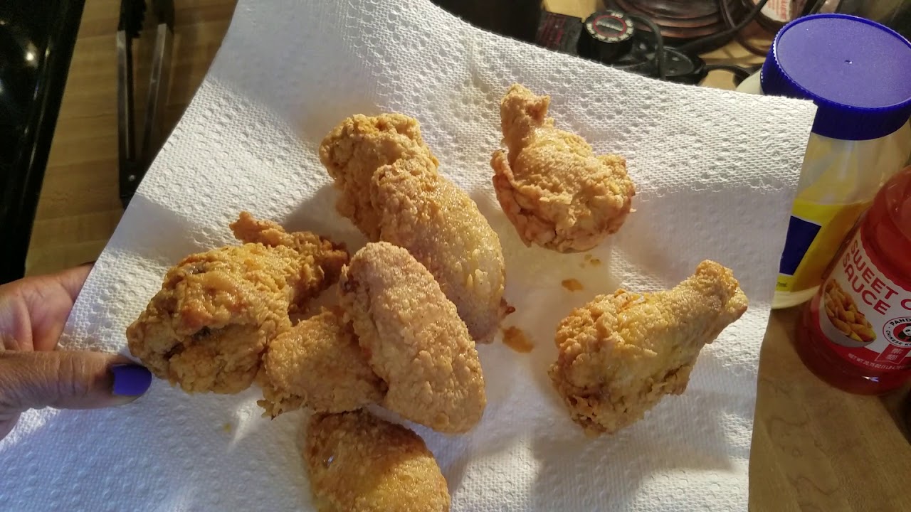 Making my Bang Bang Chicken Wings 
#Superbowlideas