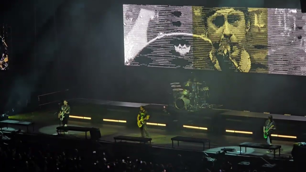 Pierce The Veil - Yeah Boy And Doll Face (Live @ Wembley Arena, London | 23/09/25)