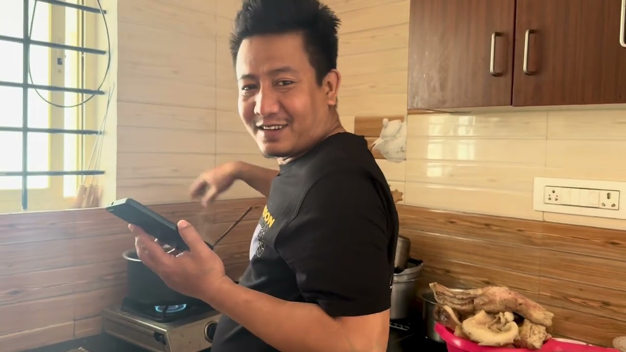 Celebrating new year party at friend place with friends ❣️❣️